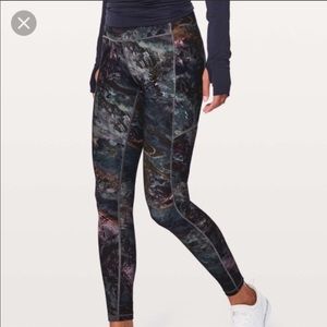 Lulu🍋 Speed Up Tights 28” Radiant Multi size 6